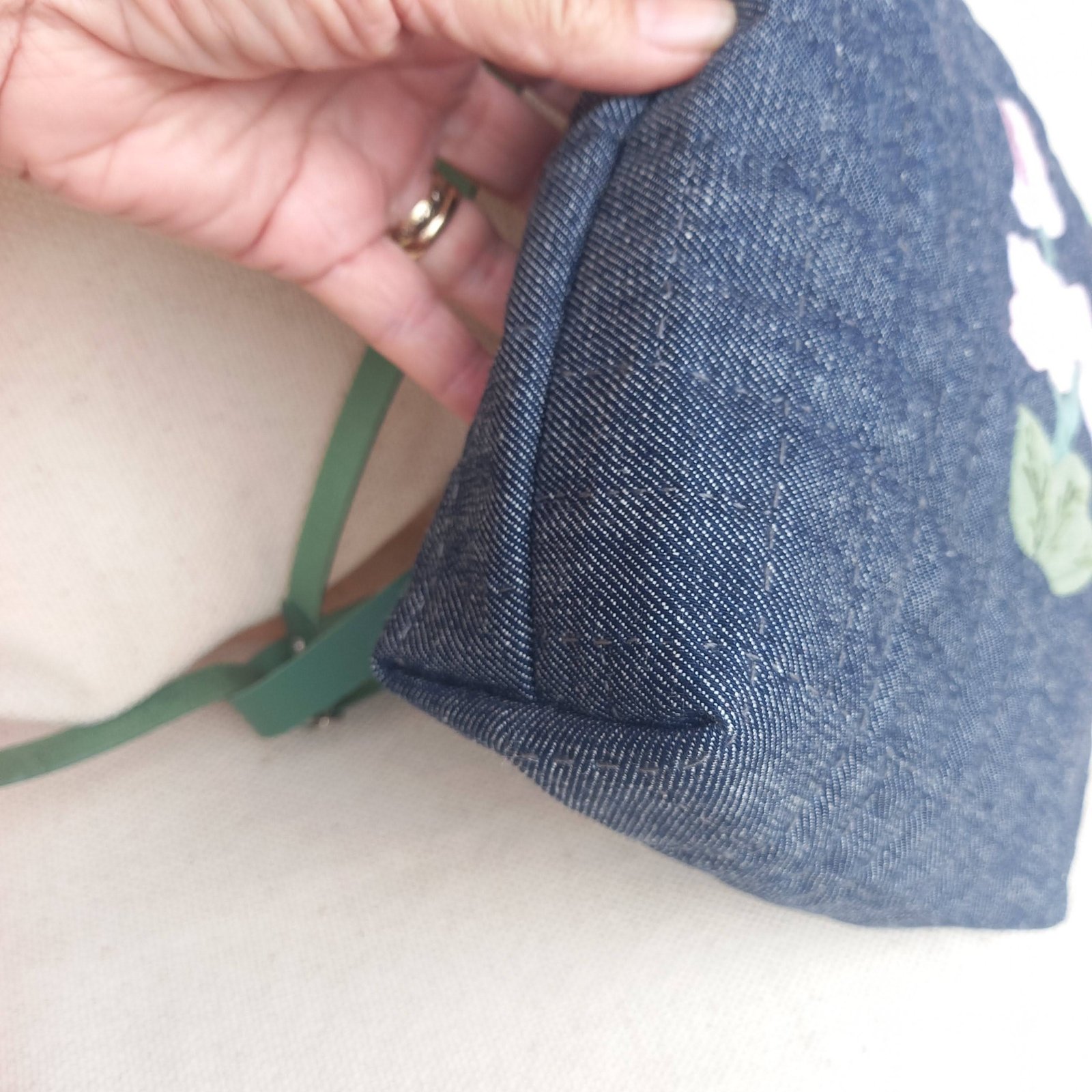 Bolsa jeans com aplicação - Imagem 2